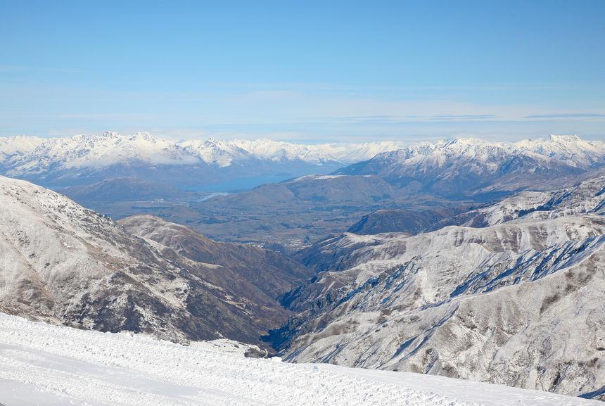 4 Best Ski Resorts in Queenstown, 2023/24