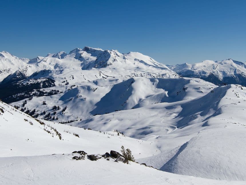 11 Best Ski Resorts in Canada, 2023/24