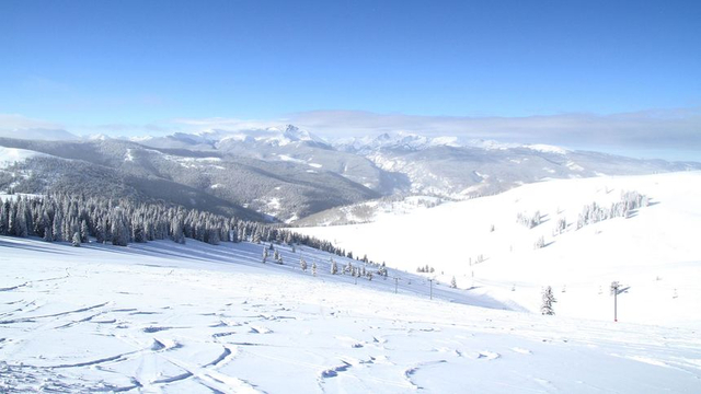 10 Best Ski Resorts in USA